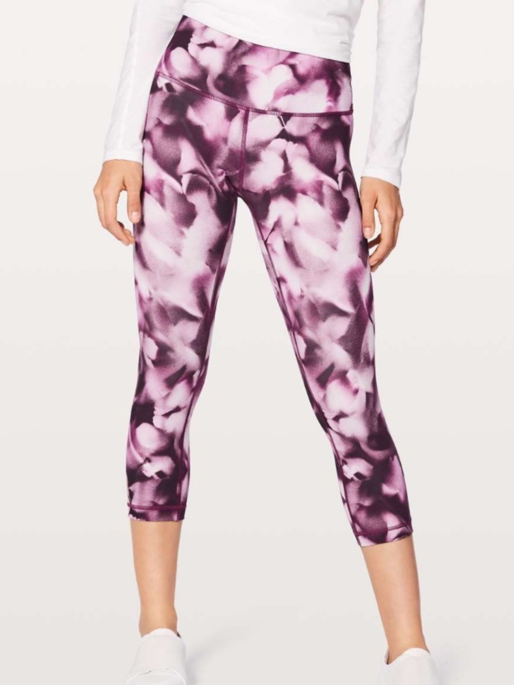 Lululemon Wunder Under Crop (Hi-Rise) 21"
Blush Blossom Alpine White Candy Pink
